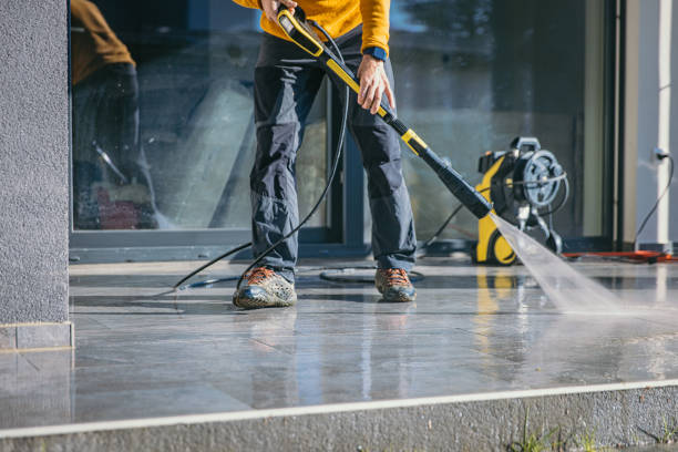 Why Choose Our Certified Pressure Washing Experts for Your Project Needs in Dubach, LA?